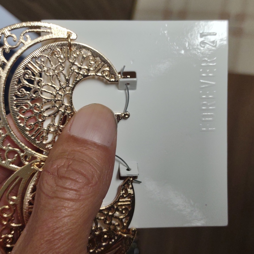 Forever 21 Gold Filigree Statement Earrings - Picture 2 of 2